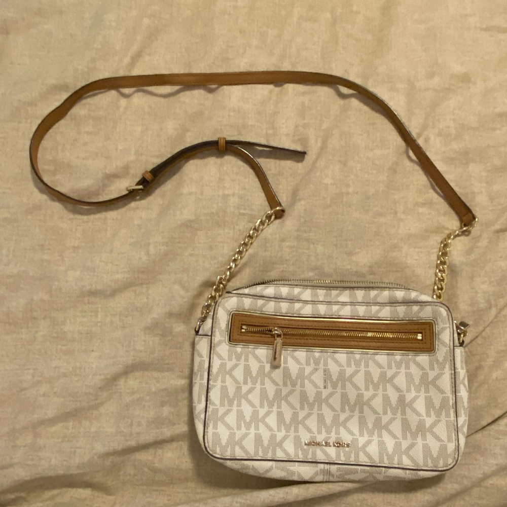 Ivory Michale Kors Purse